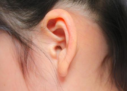 外⽿炎(プール⽿)